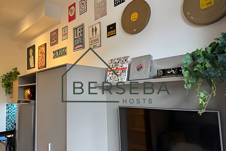 Apê de cinema em Pinheiros - completo p/ 4 hosp