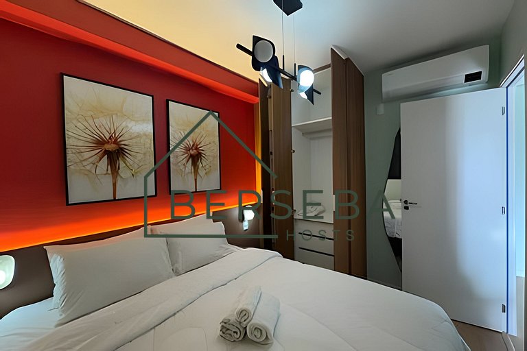 Apto c/ Piscina e Varanda - Próx Shop Ibira e Aero