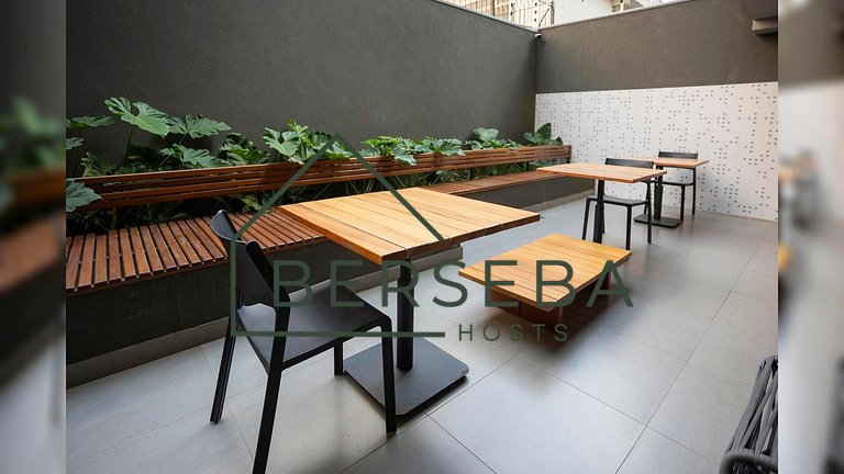 Apê Luxuoso próx R. dos Pinheiros e H. Schaumann