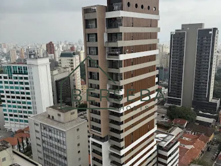 Ap c/piscina e sala de massagem - Próx Av Paulista