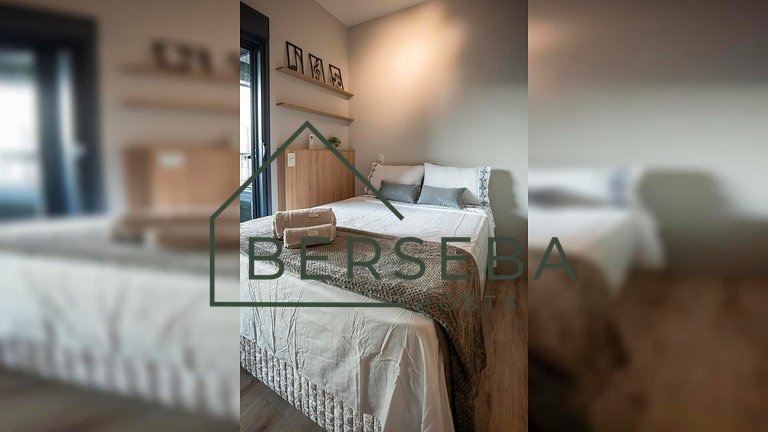 Apart. completo em Perdizes c/ Piscina e p/ 2 hósp