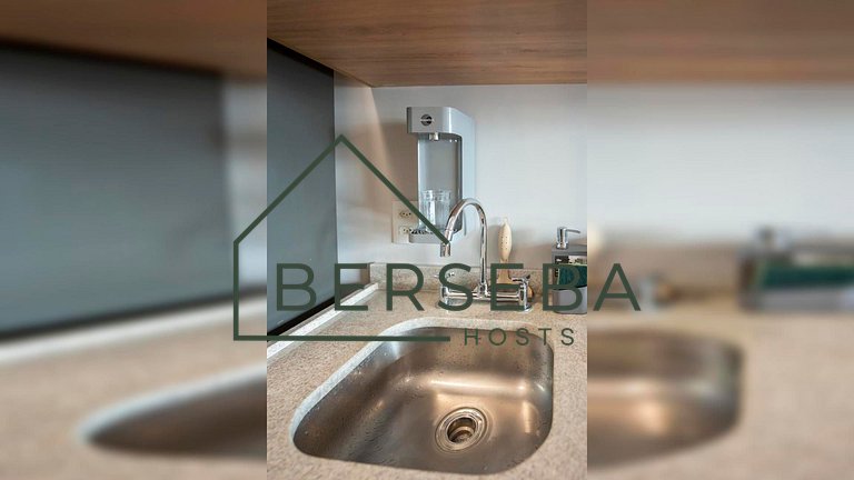 Apart. completo em Perdizes c/ Piscina e p/ 2 hósp