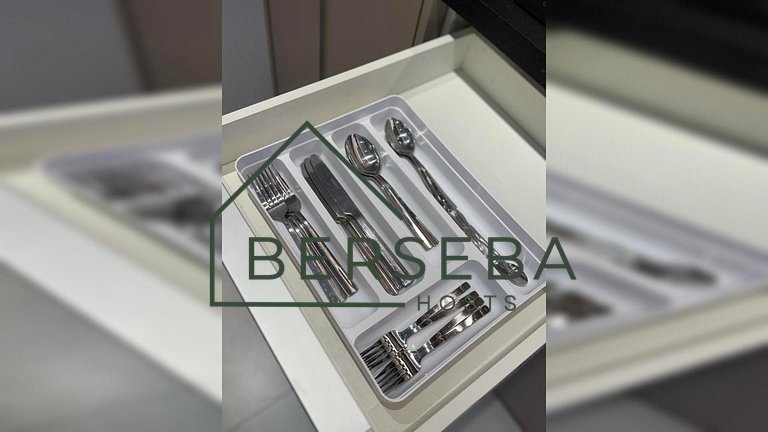 Studio moderno c/ piscina - Próx ao Pq. Ibirapuera