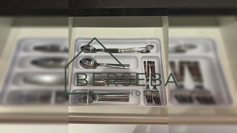 Studio moderno c/ piscina - Próx ao Pq. Ibirapuera