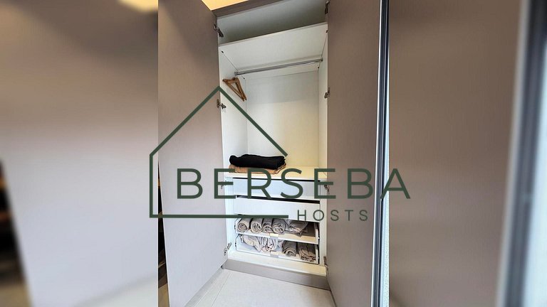 Studio moderno c/ piscina - Próx ao Pq. Ibirapuera