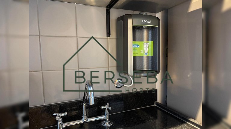 Ap c/piscina e sala de massagem - Próx Av Paulista