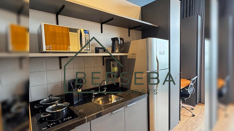 Ap c/piscina e sala de massagem - Próx Av Paulista