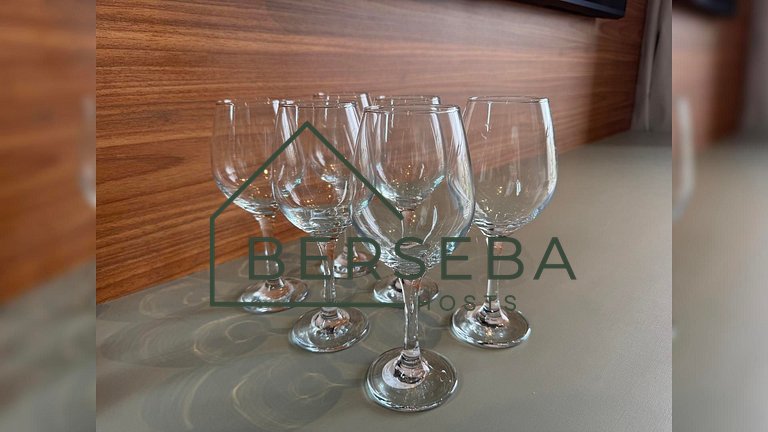 Apto c/ Piscina e Varanda - Próx Shop Ibira e Aero