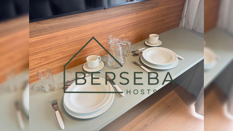 Apto c/ Piscina e Varanda - Próx Shop Ibira e Aero