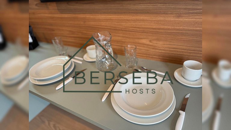 Apto c/ Piscina e Varanda - Próx Shop Ibira e Aero