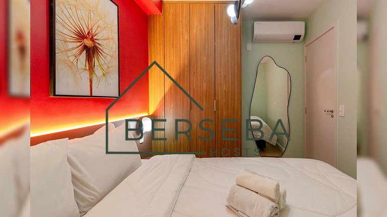 Apart. completo em Moema c/ Piscina e p/ 4 hósp