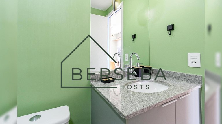 Apart. completo em Moema c/ Piscina e p/ 4 hósp