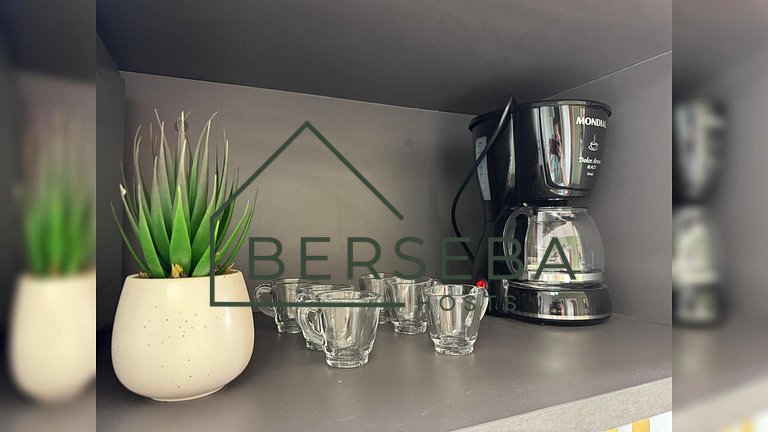 Apart. completo em Moema c/ Piscina e p/ 4 hósp