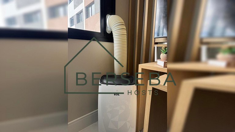 Studio c/ piscina Próx Metrô Faria Lima e Eldorado