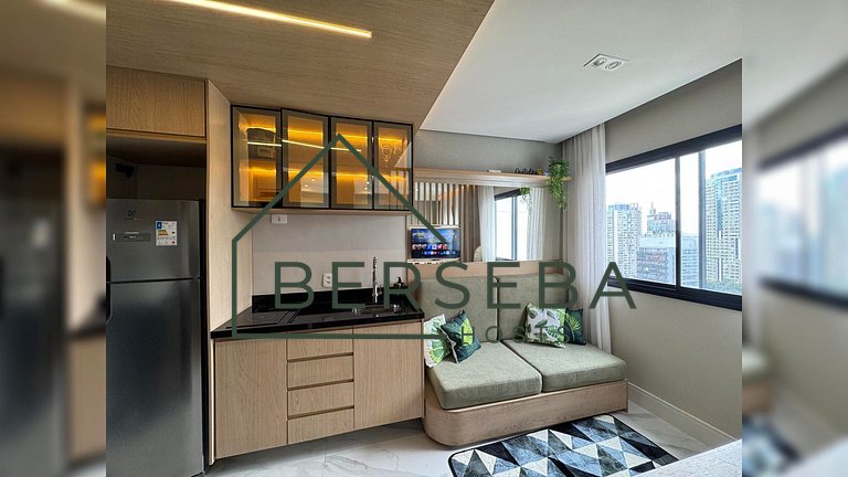 Studio c/ piscina Próx Metrô Faria Lima e Eldorado