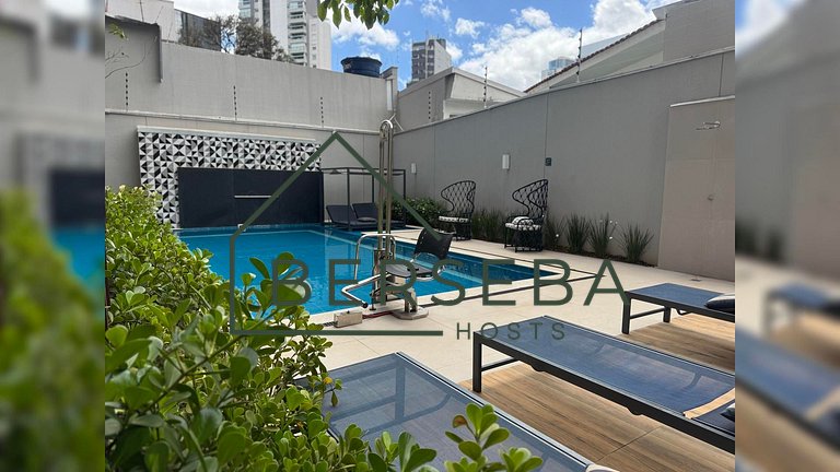 Studio c/ piscina Próx Metrô Faria Lima e Eldorado