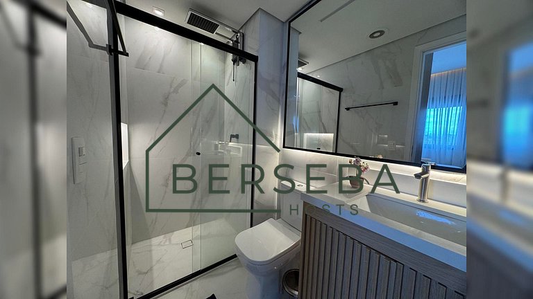 Studio c/ vista p/ cidade - Próx Shoppings e Metrô