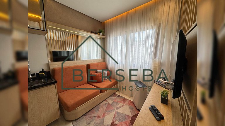 Studio c/ vista p/ cidade - Próx Shoppings e Metrô