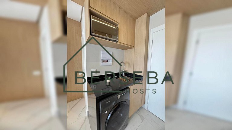 Studio c/ vista p/ cidade - Próx Shoppings e Metrô