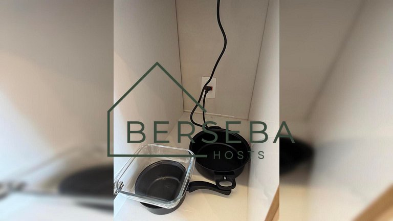 Studio c/ vista p/ cidade - Próx Shoppings e Metrô