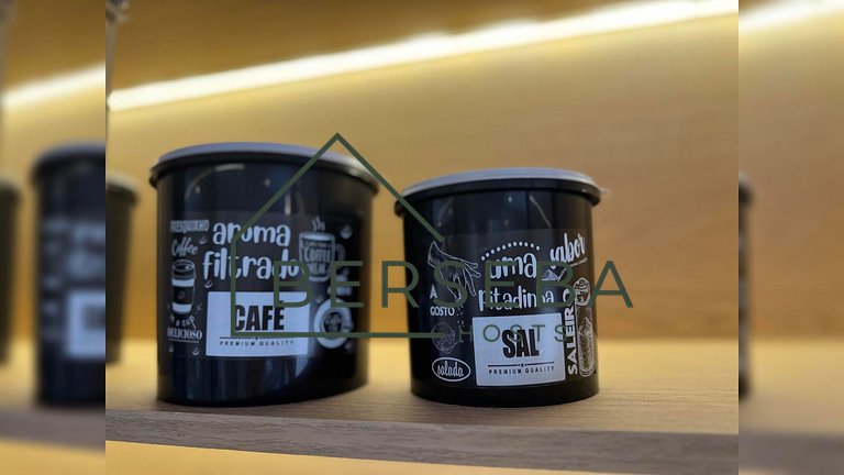 Studio c/ vista p/ cidade - Próx Shoppings e Metrô