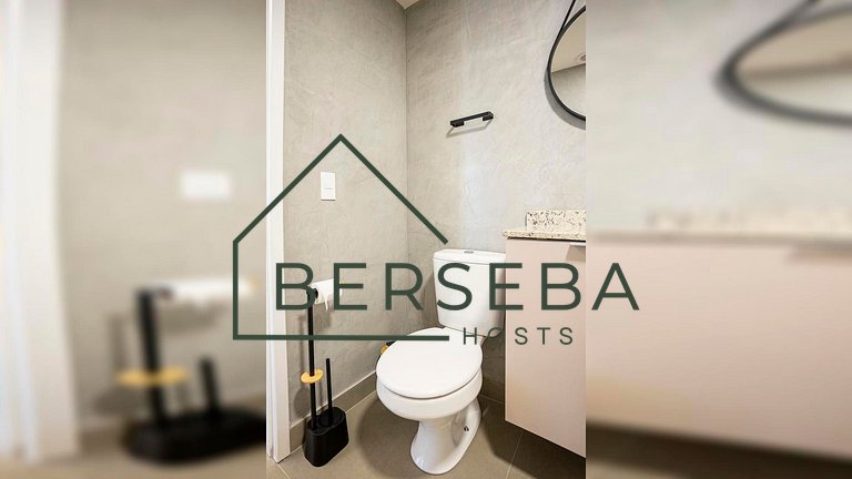 Apart. prox ao Allianz com Piscina p/ 4 hósp