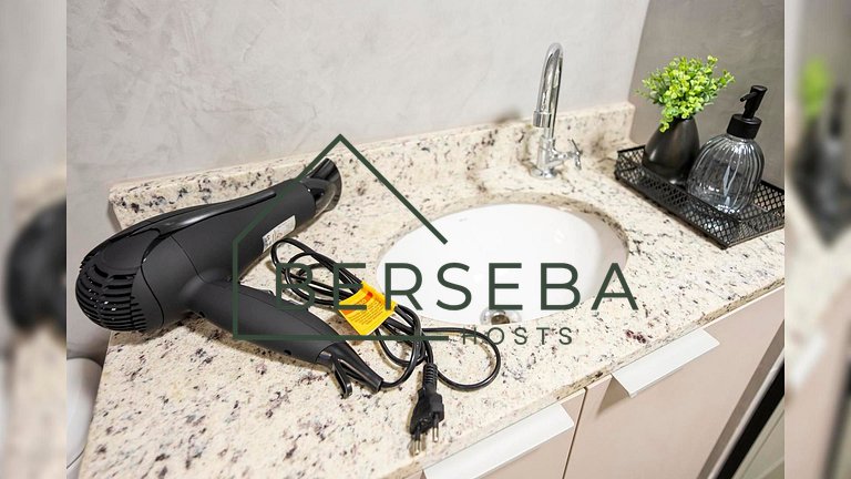 Apart. prox ao Allianz com Piscina p/ 4 hósp