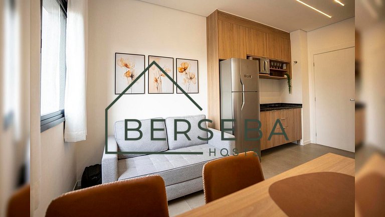 Apart. prox ao Allianz com Piscina p/ 4 hósp