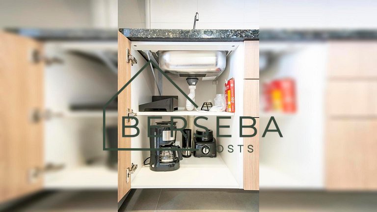 Apart. prox ao Allianz com Piscina p/ 4 hósp