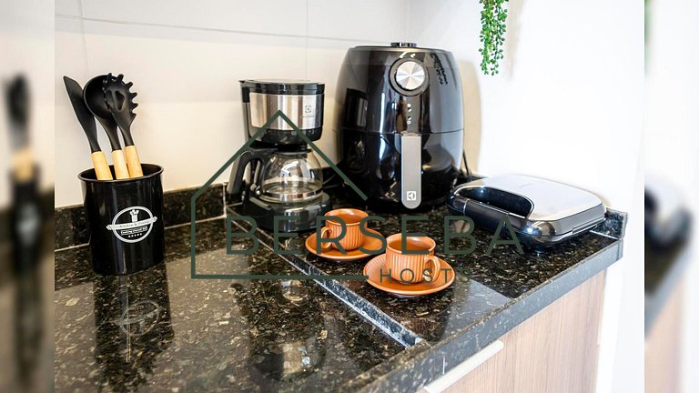 Apart. prox ao Allianz com Piscina p/ 4 hósp