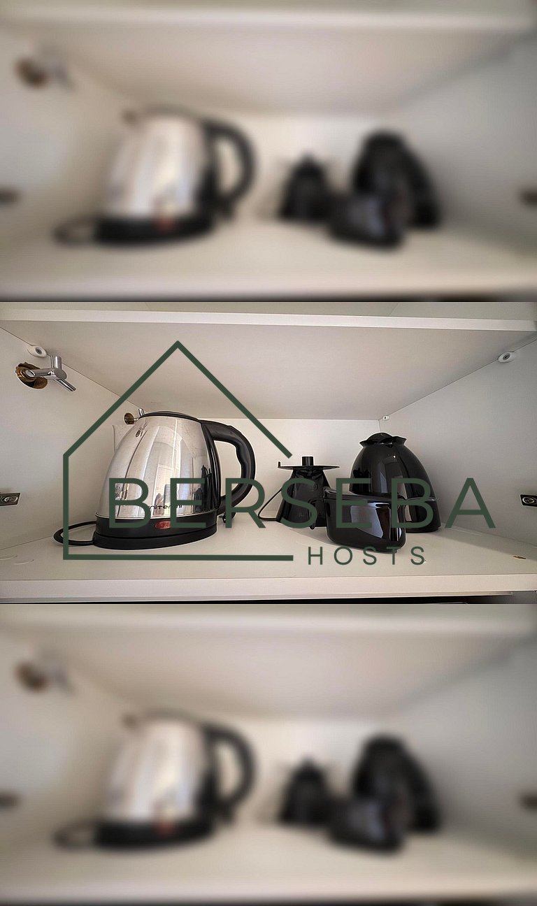 Apê Luxuoso próx R. dos Pinheiros e H. Schaumann