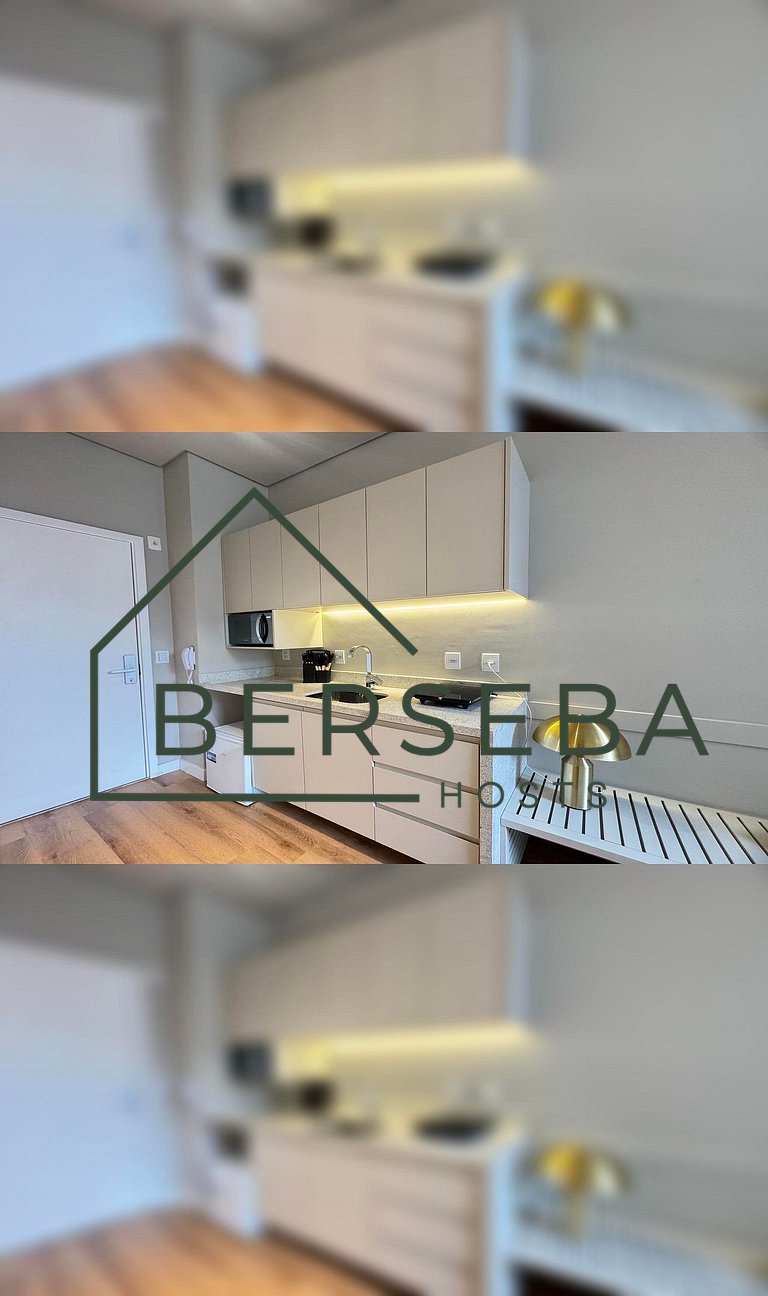 Apê Luxuoso próx R. dos Pinheiros e H. Schaumann