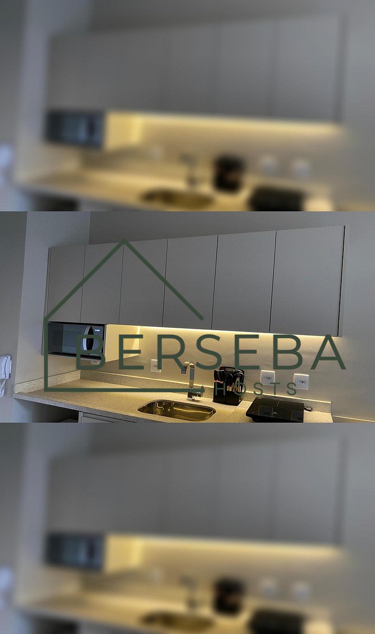 Apê Luxuoso próx R. dos Pinheiros e H. Schaumann