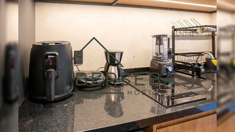 Apê c/ Mezanino em Pinheiros - Próx. Rebouças