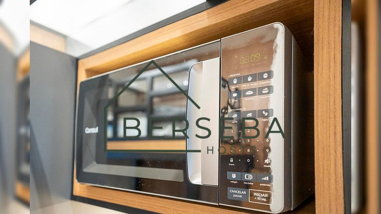 Apê c/ Mezanino em Pinheiros - Próx. Rebouças